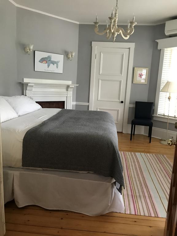 Crocker House Inn فينيارد هافن المظهر الخارجي الصورة